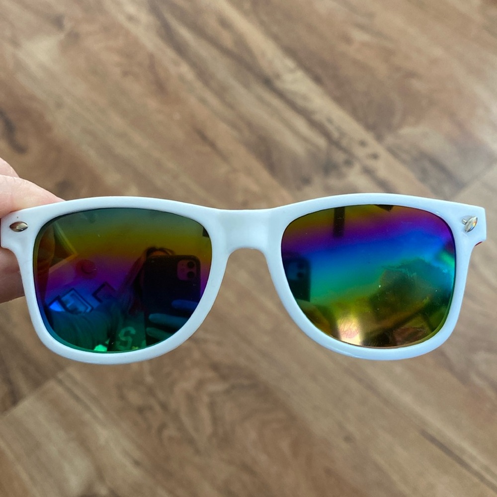 Toddler sunglasses